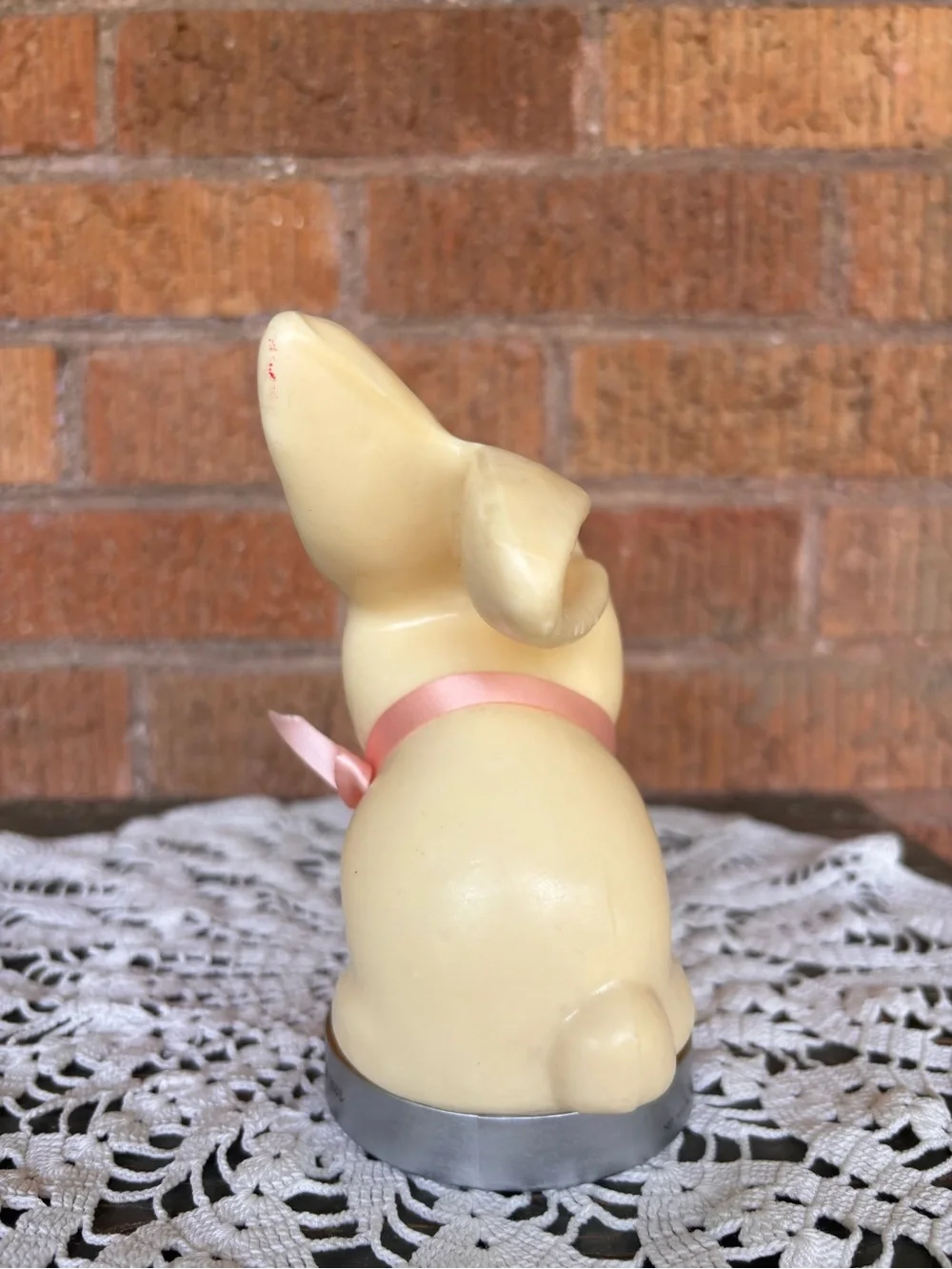 Vintage Wax FANNY FARMER Candy Container Lid BUNNY RABBIT Advertisement